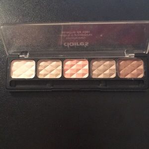 Eyeshadow palette